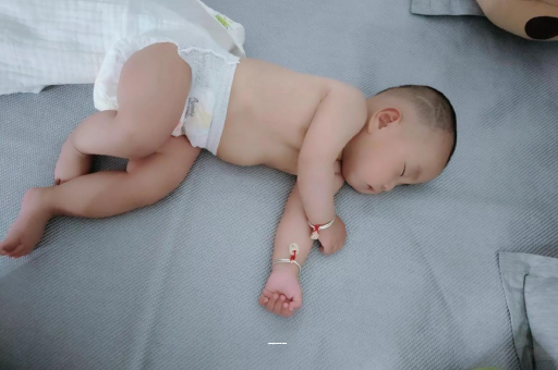 靖边宝宝高烧怎么处理